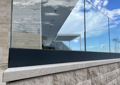 Povećaj fotografiju: Sunbreaker 400, Makarska